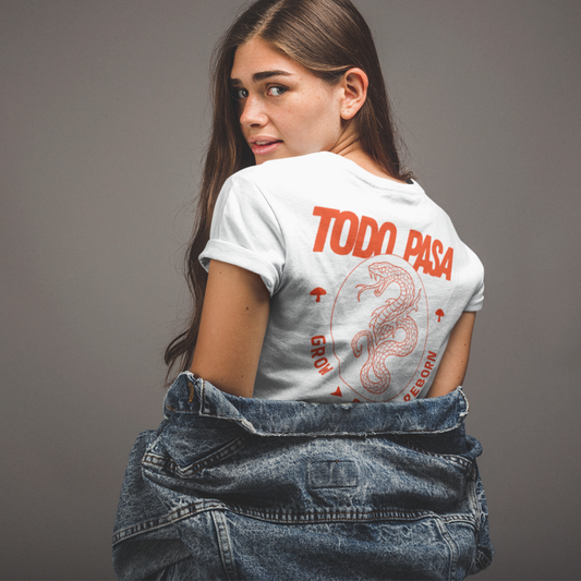 Todo Pasa Snake T-Shirt